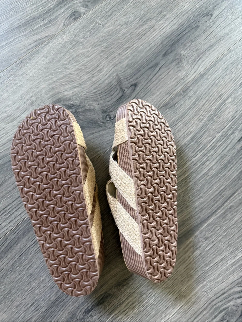 Women’s Crisscross Woven Slide Sandals - Beige/Camel Size 8.5